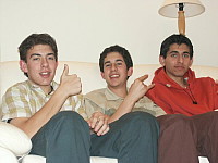 Click to enlarge (68441 bytes)